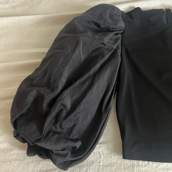 Alice and Olivia puff sleeve black blouse top - Picture 4 of 6